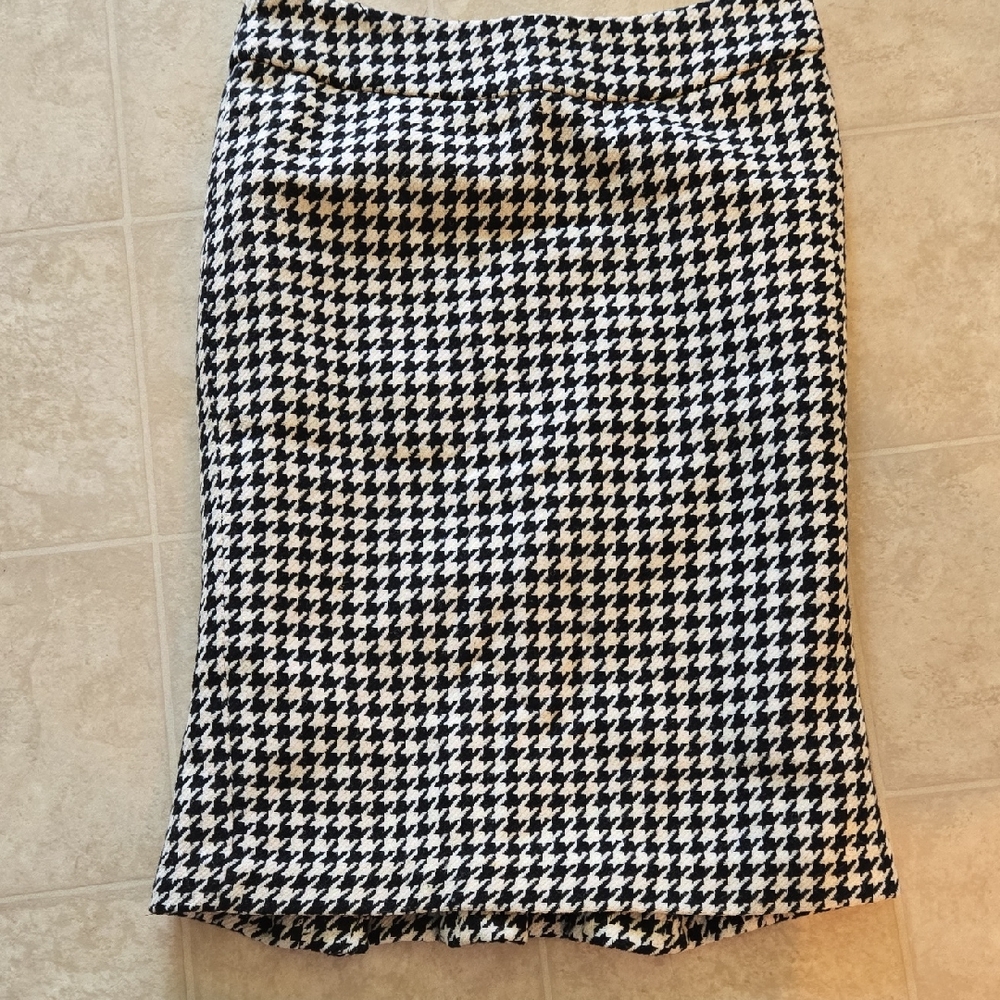 H&M Black and White Houndstooth Pencil Skirt SIZE 8